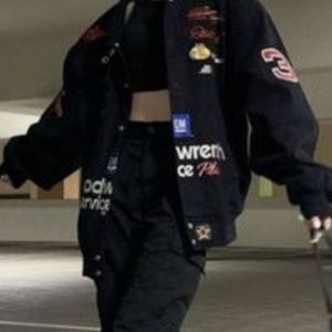 Meet your Posher, Cressa